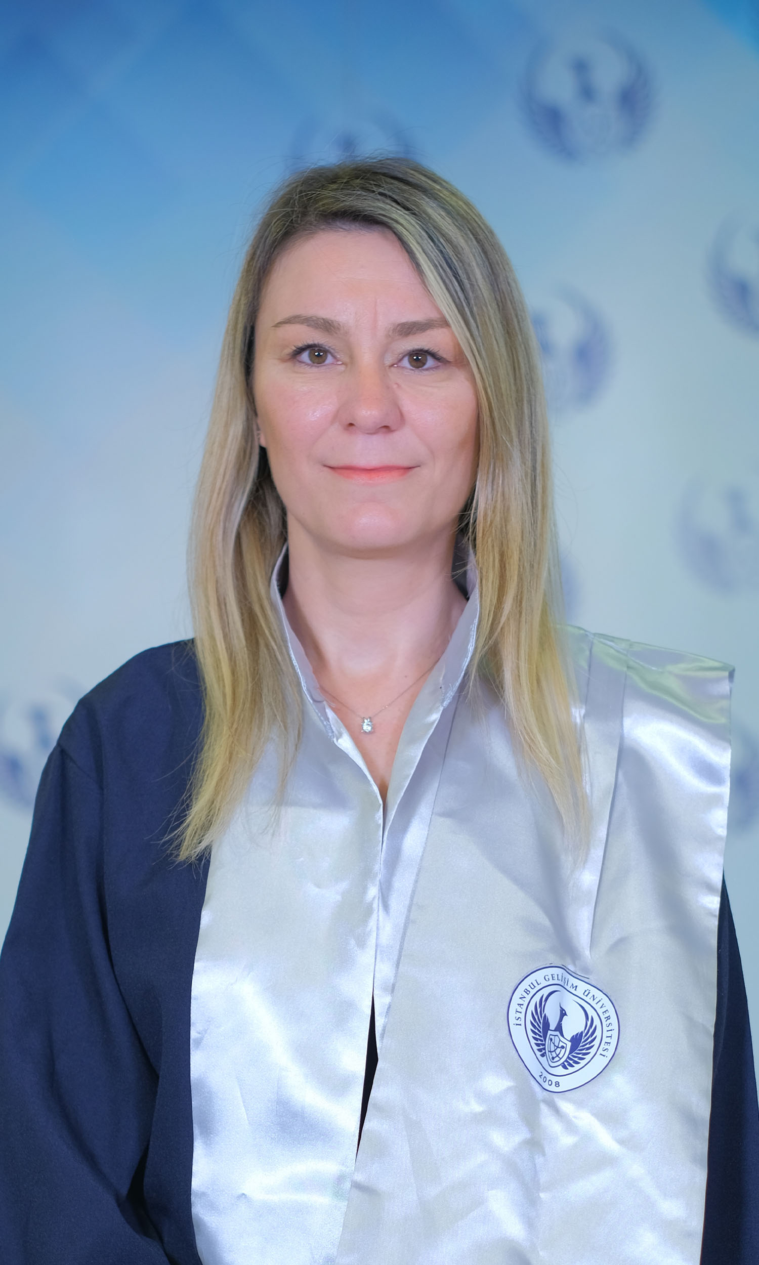 ÖZLEM ÇETİN ÖZTÜRK